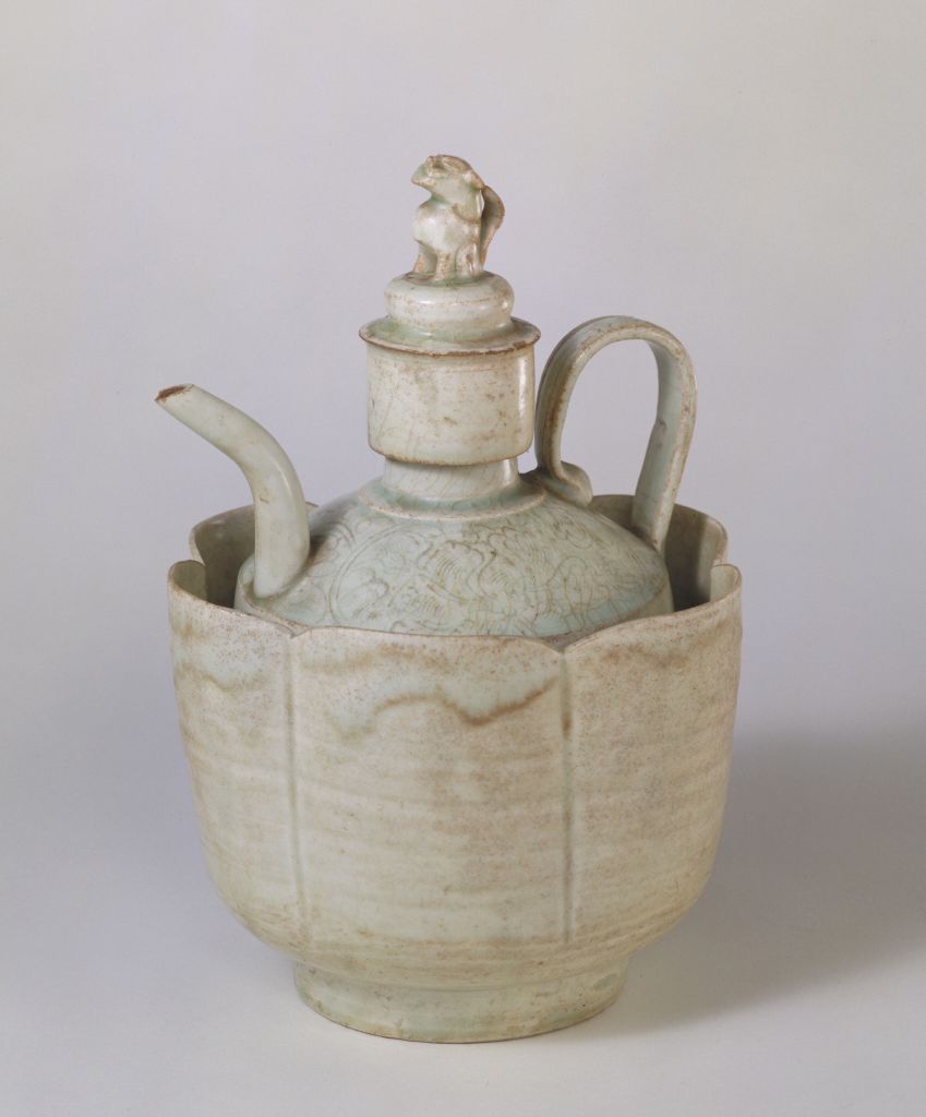 图片[1]-Jingdezhen kiln blue-and-white glaze carved flower injection pot, warm bowl-China Archive